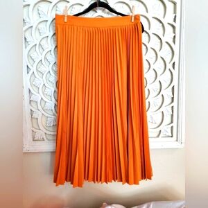 Pumpkin Spice 🎃  Yellow Pleated Skirt by N by Nancy Size XL